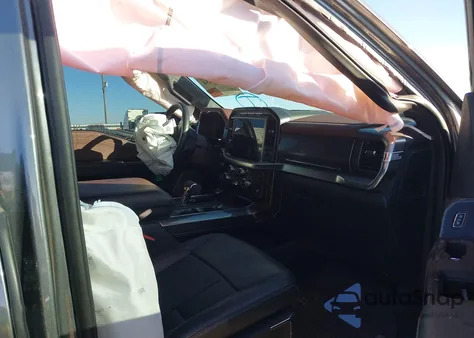 2023 Ford F-150 Lariat z USA, uszkodzony, nr VIN 1FTFW1ED8PFB63237